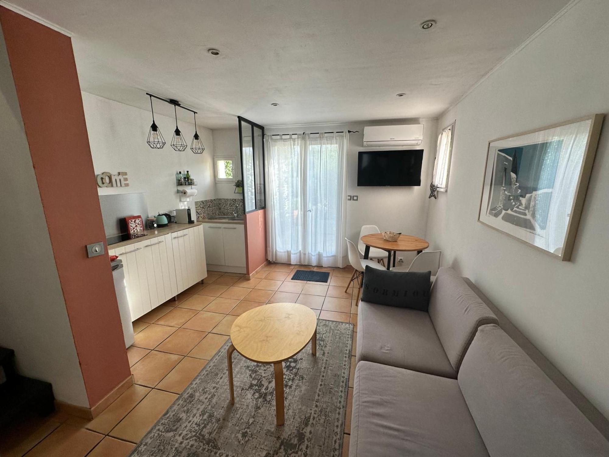 Plan De Cuques T2 Hotel Luaran gambar